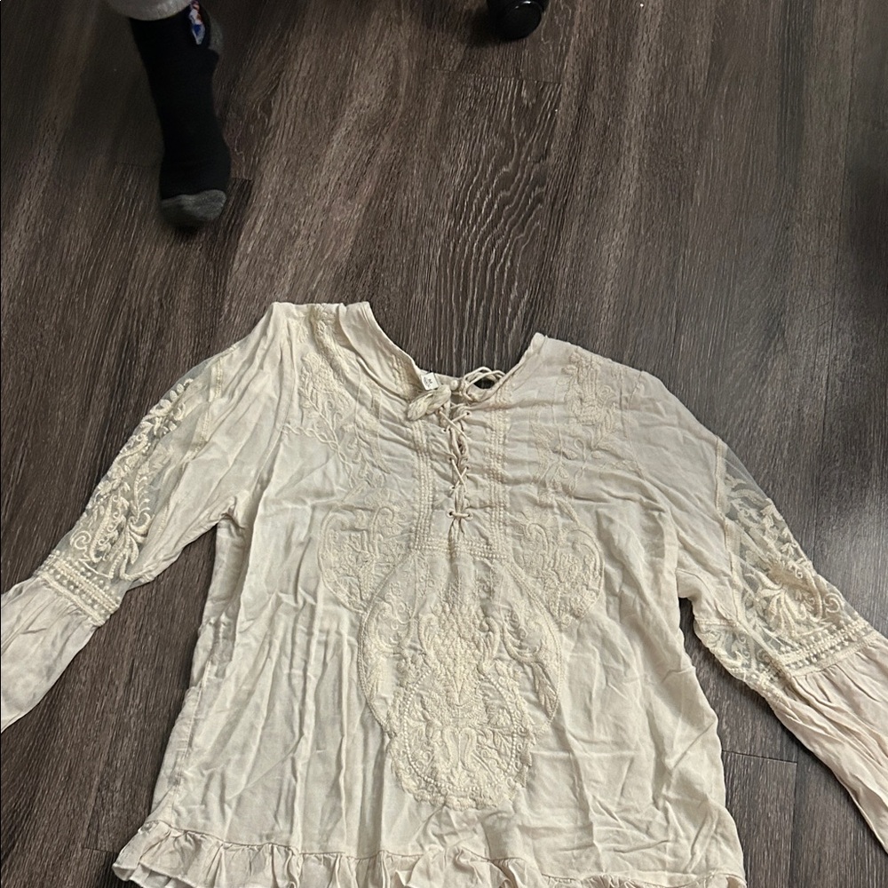 Chic Cream Women's Blouse with Embroidery